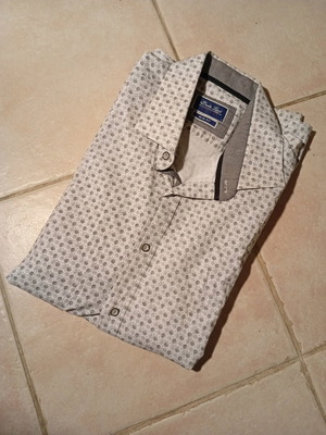 Berto Lucci shirt like new, white and gray, size L