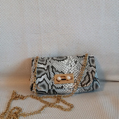 BSB shoulder or waist bag like new, black and white