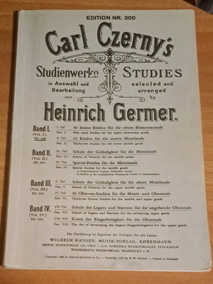 Carl Czerny Studienwerke piano studies like new, Edition Nr. 300