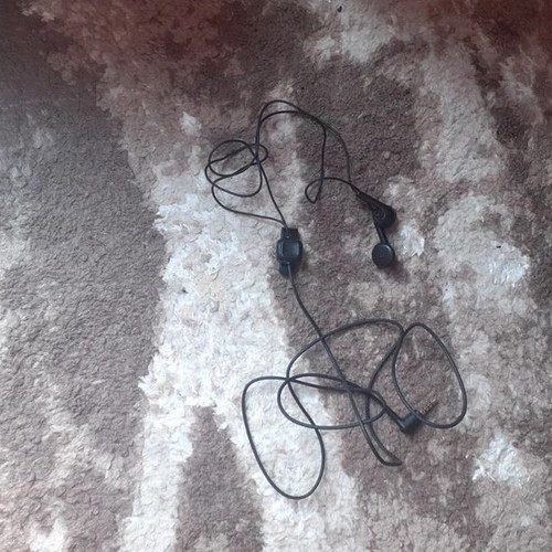 Nokia headphones like new, wired