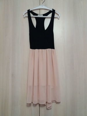 Dress S lightly used in excellent condition