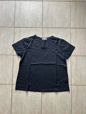 Women's short-sleeve black blouse like new, size XL/XXL