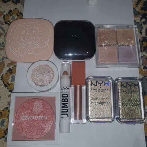 Blush Highlight Contour Bronzer Set 21 items used