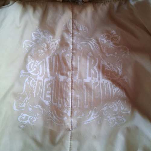 S.Oliver long jacket like new, beige with fur collar and belt