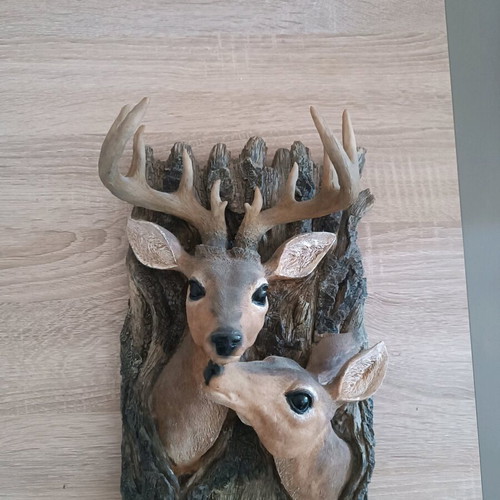 Wooden key holder used with 3D deer design