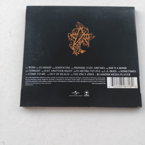 Wish CD like new, 13 tracks, pop