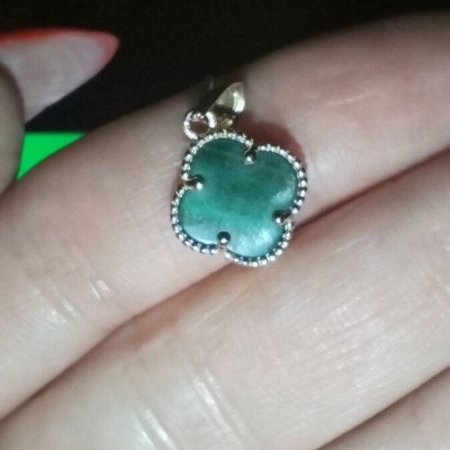 Gold motif pendant 585 14K with genuine malachite stone