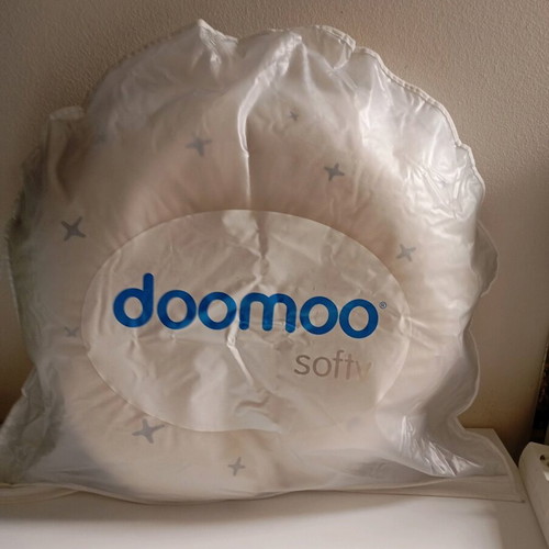 Doomoo Softy nursing pillow used