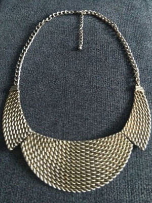 Massive choker with oxidation like new