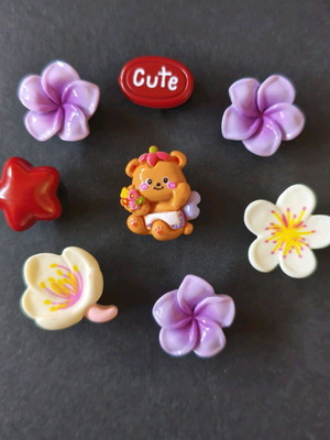 Crocs Charms set με αρκουδάκι και πασχαλινά λουλούδια σαν καινούργιο