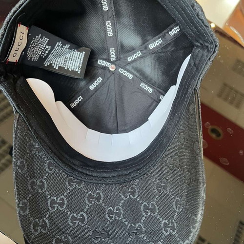Black all season unisex one size hat