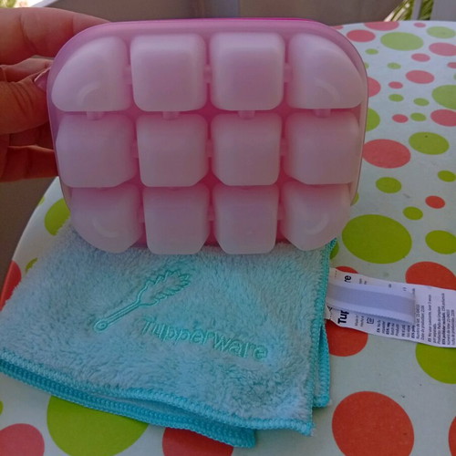 Tupperware ice cube tray 12 slots and dusting cloth new