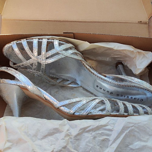Classico Donna silver leather sandals size 39 used, evening wedding shoes