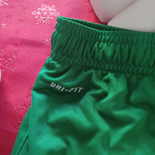 Nike Dri-FIT green sports shorts child small like new