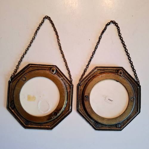 Vintage Italian set of 3 decorative wall plates with metal frame used