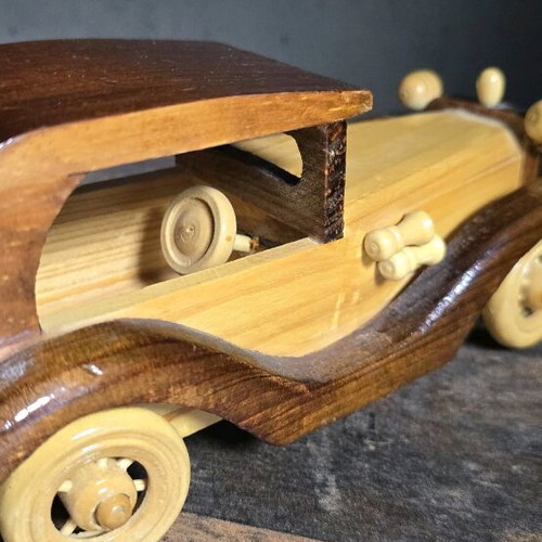 Collector wooden car like new