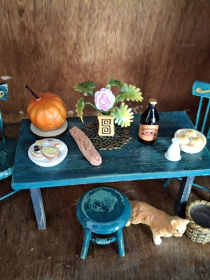 Miniature Kitchen Furniture for Dollhouse new, wooden