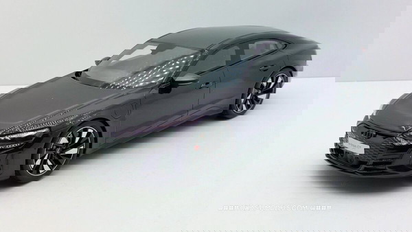 AUDI RS E-TRON GT GTSpirit 1/18