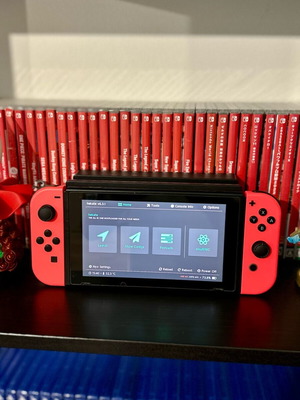 Nintendo Switch version 1 με εγκατεστημένο modchip και custom firmware cfw σε άριστη κατάσταση