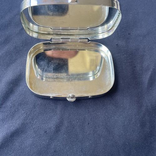 Swarovski pocket mirror used