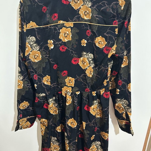BSB floral dress like new, size small, satin fabric