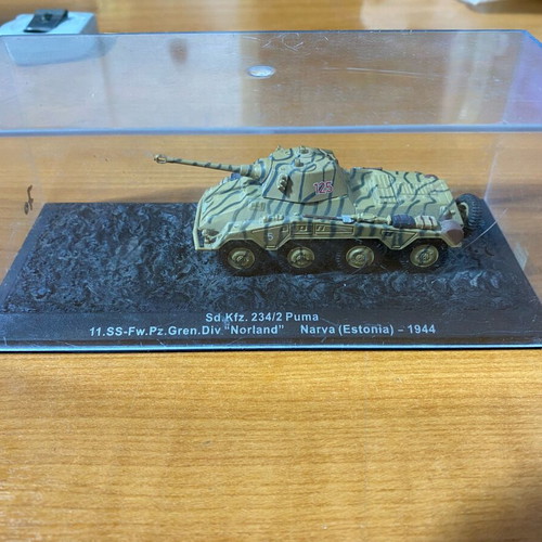 Norland battle armada miniature used, collectible