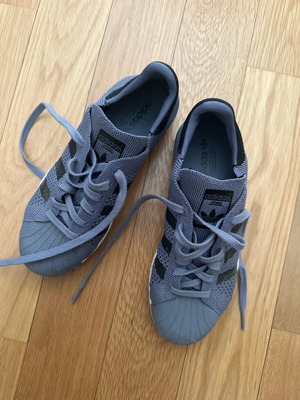 обувки adidas