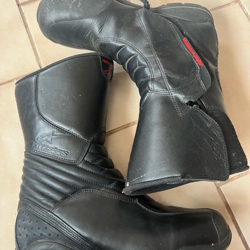 Alpinestars motorcycle boots like new, size 42, black