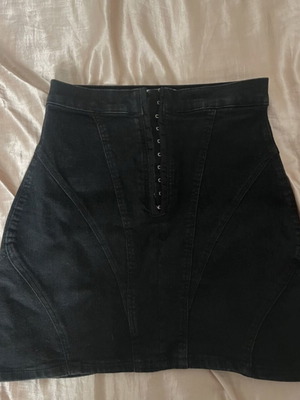 Zara denim skirt like new, black, tight fit, size S 36 8