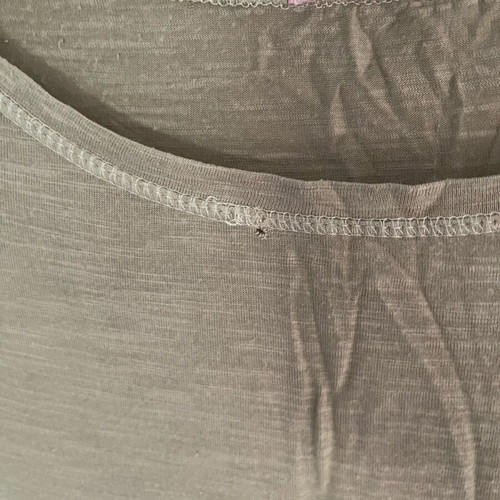 Women's blouse used, small, beige with abrasions