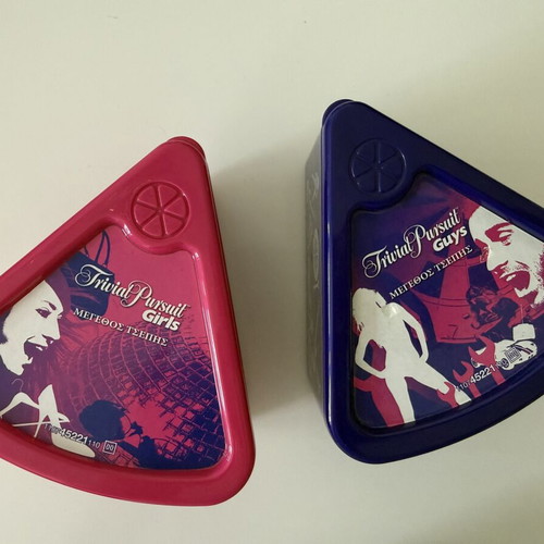 Trivial Pursuit Girls vs Boys like new, Greek edition