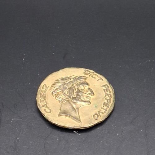 Collectible Nutella 1995 Julius Caesar Asterix & Obelix Edition coin like new
