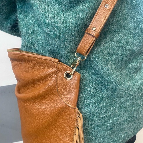 Leather crossbody bag with fringes like new