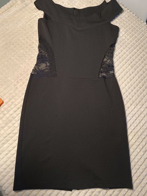 Ake Italian fitted mini dress like new, black with lace
