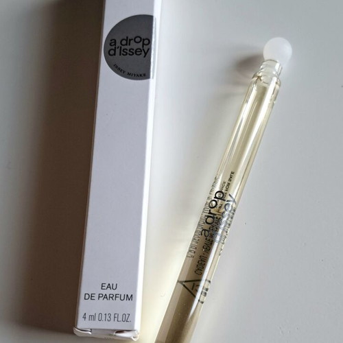 A Drop D'Issey mini perfume eau de parfum 4ml new
