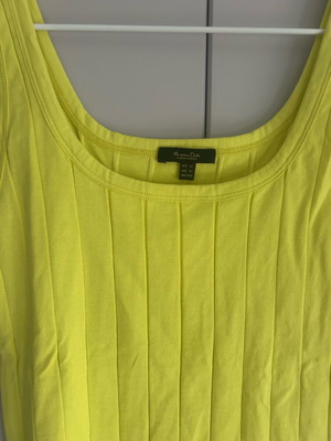 T Shirt Massimo Dutti like new, green and yellow, size S