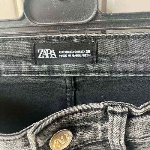 Zara jeans set of 4, sizes S/36, black and blue