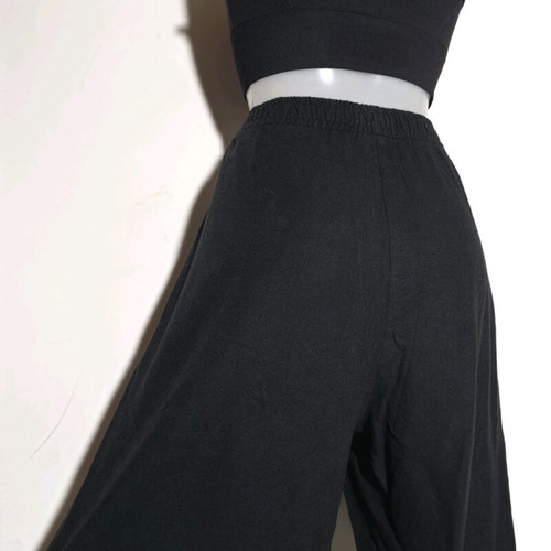 Black bermuda shorts in wide straight line like new, size S/M