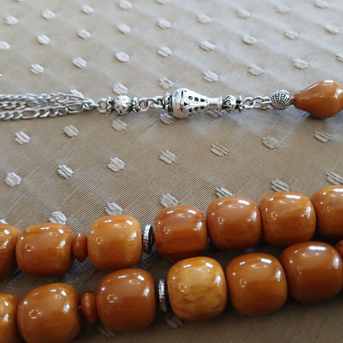 Bakelite komboloi worry beads, 33 beads, traditional oriental finish
