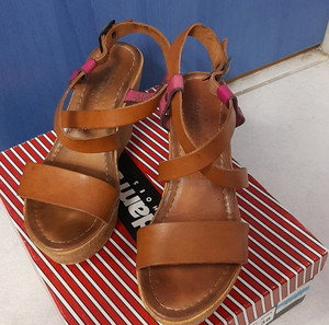 Adam's Shoes καφέ πλατφόρμες 36