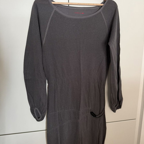 Levi's dress gray with subtle glitter like new