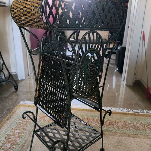 Metal vintage plant stand used, handmade rustic style