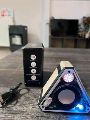 Bluetooth speaker with LED like new