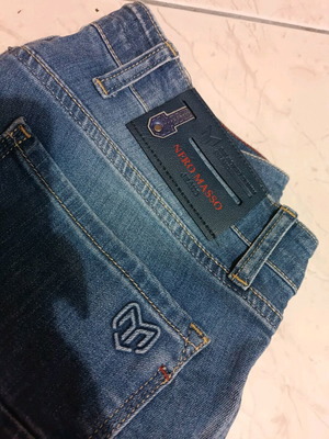 Nero Masso men's jeans like new