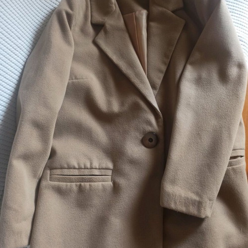 White 22 beige coat size large like new