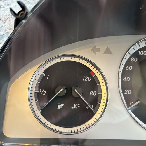 Mercedes W204 C-Class 2007–2011 pre facelift dashboard like new