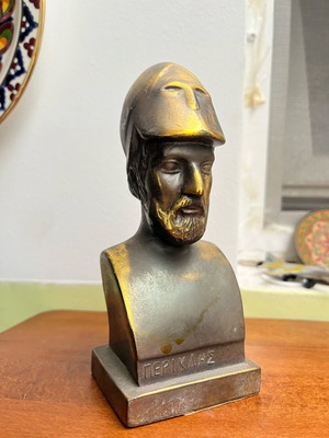 Bronze statue of Pericles like new, about 15 cm