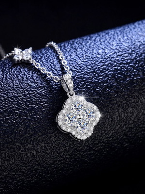 3 Carat Moissanite Clover Necklace with GRA Certificate
