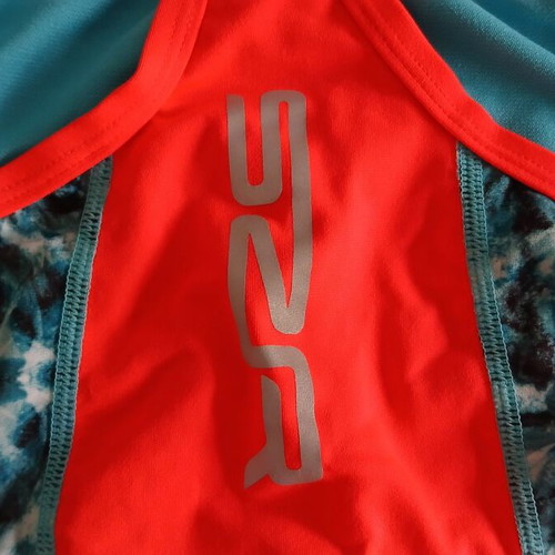 Slazenger women's swimsuit top athletic size 16 new