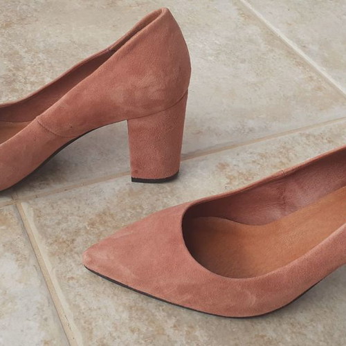 Marila Suede Pumps new, size 37